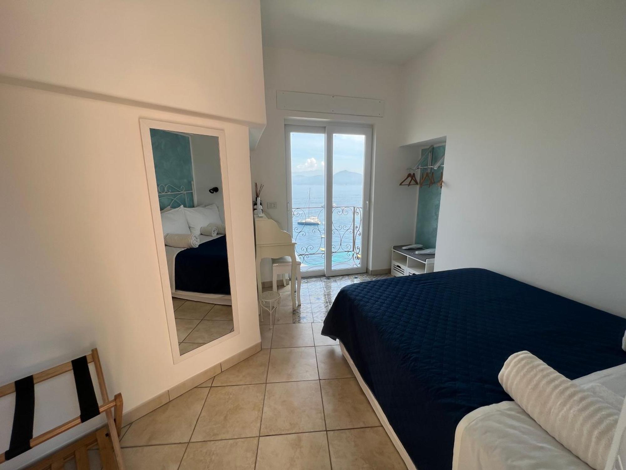 La Terrazza Sul Mare Alojamento de Acomodação e Pequeno-almoço 2*