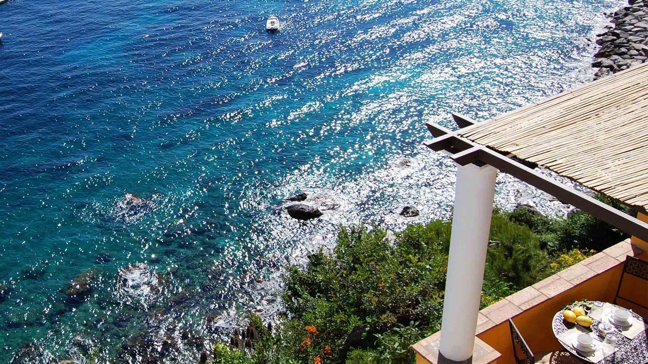 La Terrazza Sul Mare Alojamento de Acomodação e Pequeno-almoço 2*