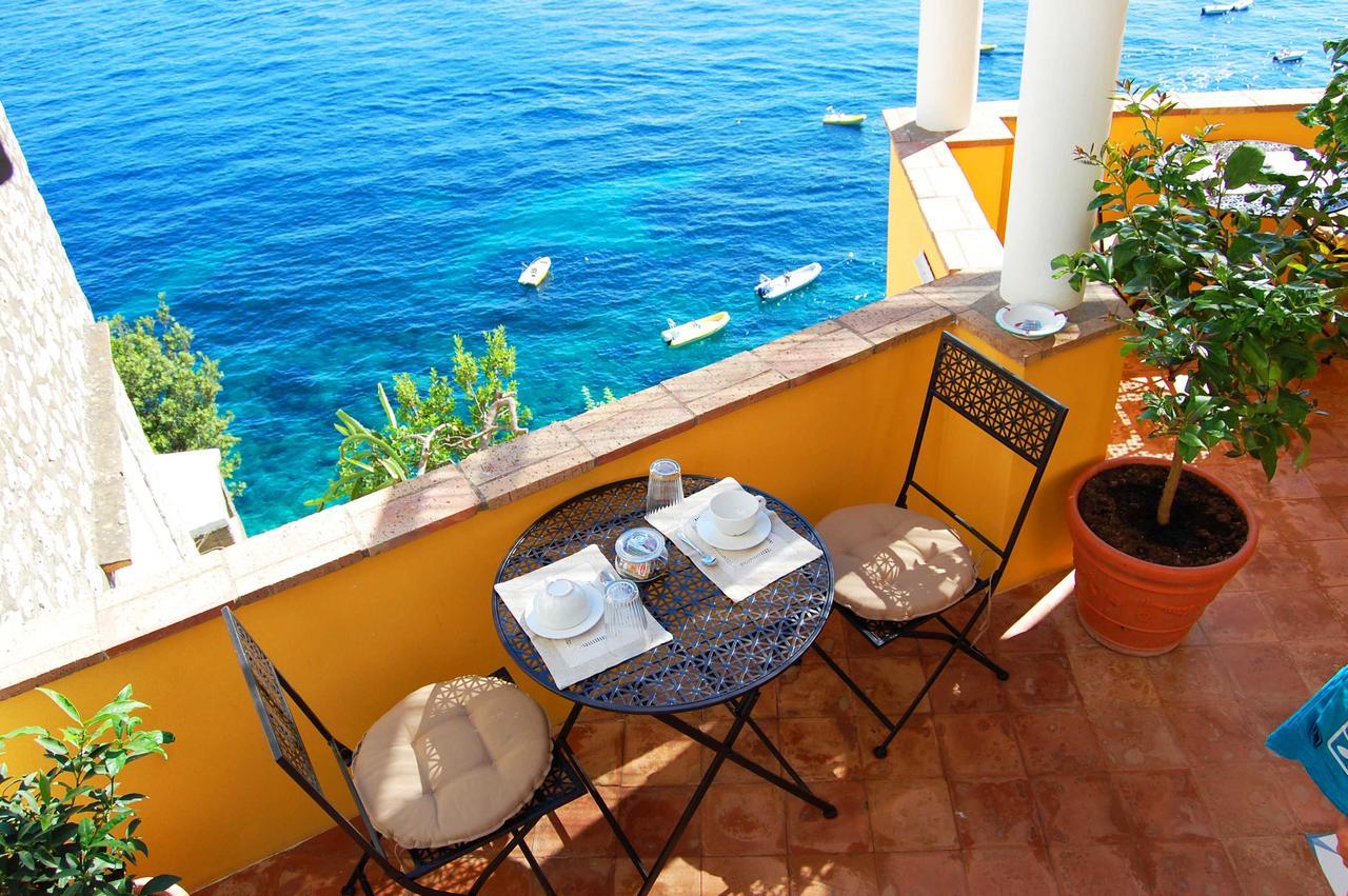 Alojamento de Acomodação e Pequeno-almoço La Terrazza Sul Mare 2*