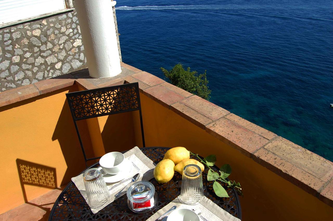 La Terrazza Sul Mare Alojamento de Acomodação e Pequeno-almoço Capri