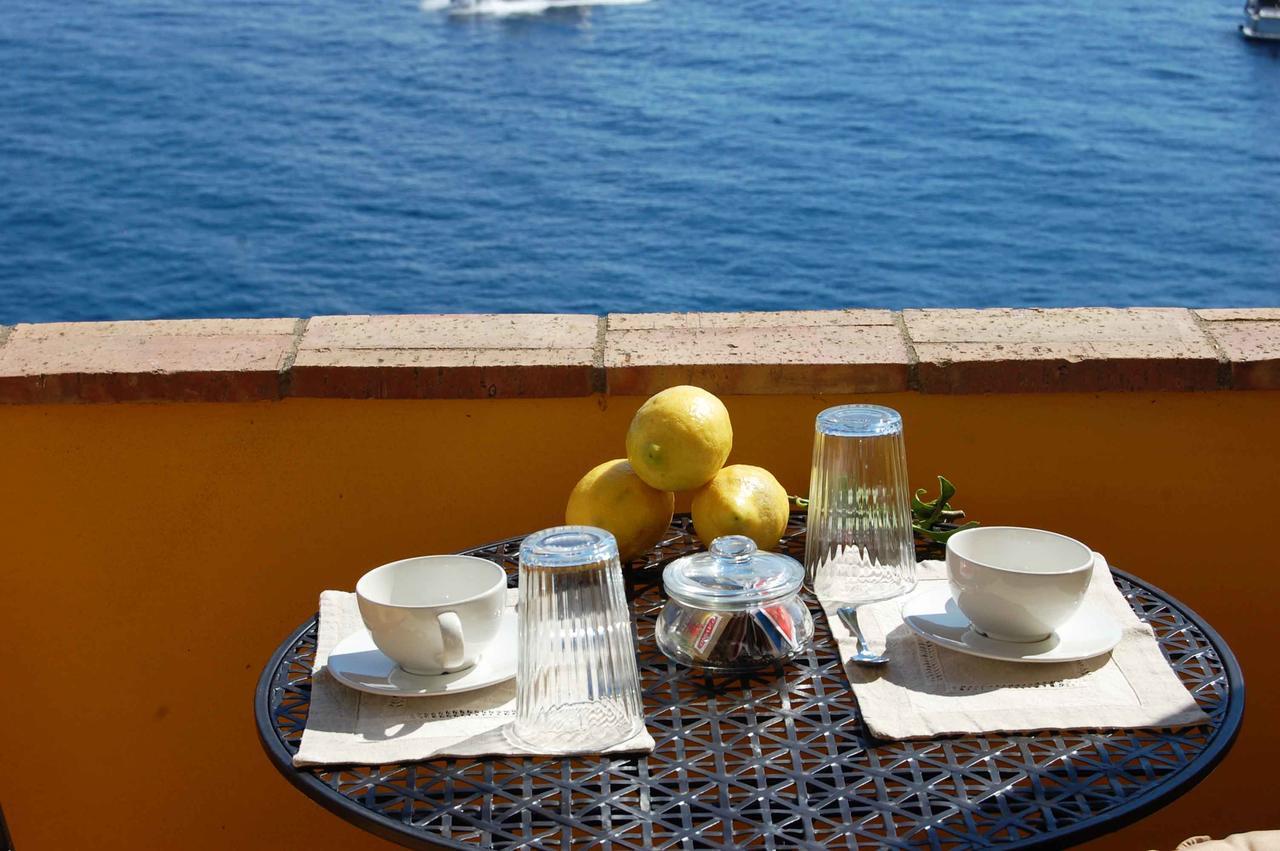 La Terrazza Sul Mare Bed & Breakfast 2*