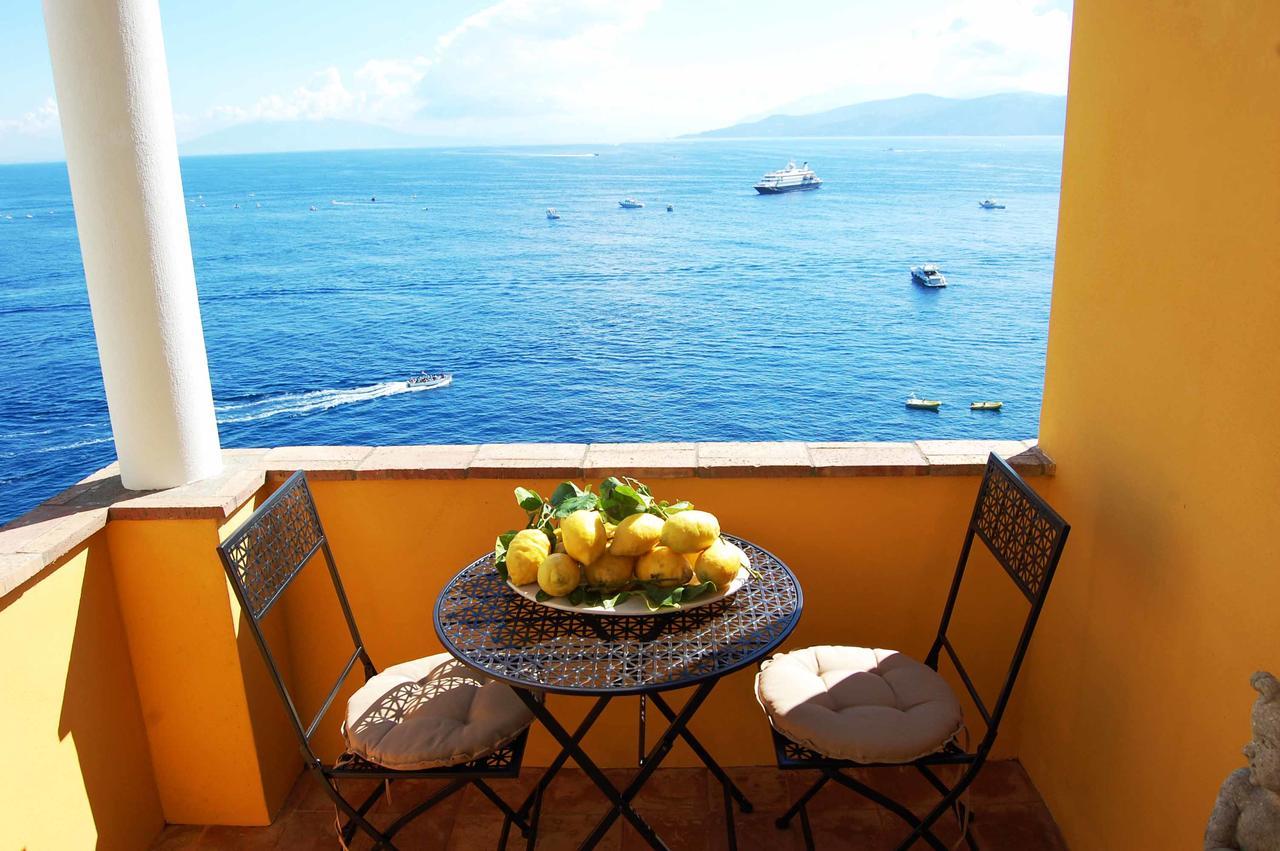 Alojamento de Acomodação e Pequeno-almoço La Terrazza Sul Mare 2*